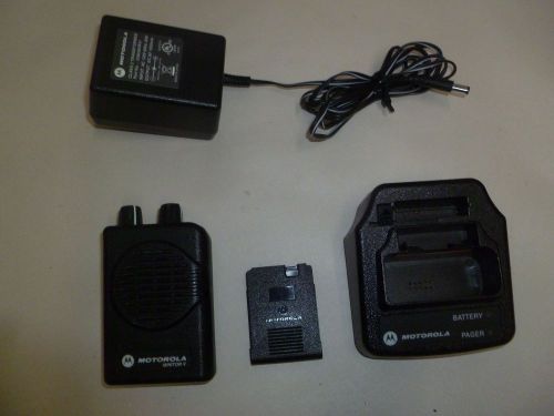 Working Motorola Minitor V 33-36.9 MHz Low Band Fire EMS Pager with Charger c