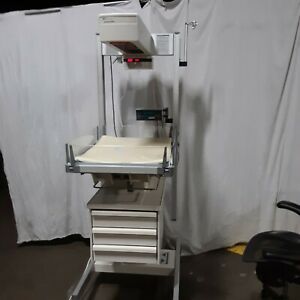 INFANT WARMER OHMEDA MODEL IWS 400 GOOD CONDITION WITH SCALE WORKING PROPERLY