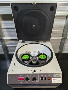 Beckman GS-6 Centrifuge 362108 w/ Swing Bucket Rotor &amp; (2) 345371 Tube Adapters