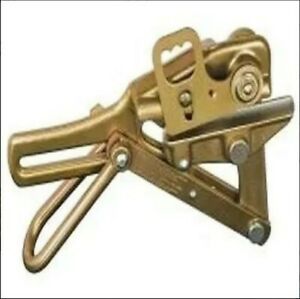Klein Chicago Grip 1656-40 Hot-Line Latch for Bare Conductors 0.74&#034; capacity