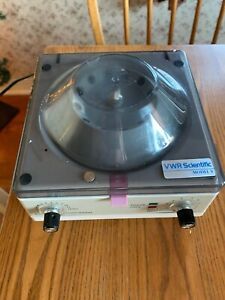 VWR Scientific Microcentrifuge Model V, 6 Positions, 1000-8000 RPM