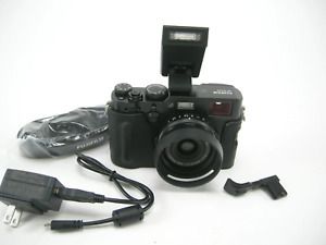 Fujifilm X100F Mirriorless Digital Camera Shutter #3100 with 23mm f2 lens