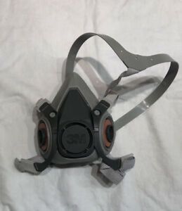 3M Half Face Respirator 6200 BRAND NEW W/ FILTERS