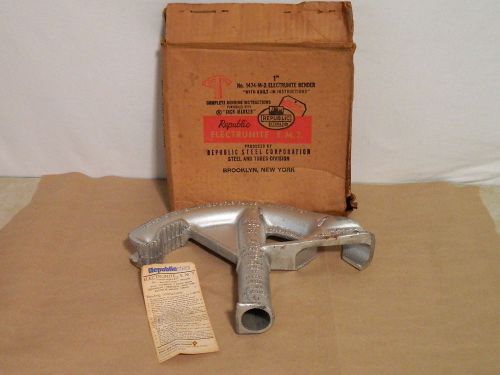 Vintage electrunite 1&#034; emt conduit bender no. 1474-m-2 in original box great for sale