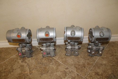Lot of 4 Bailey Gage Differential Pressure Transmitter PTSDGB122BB2100 &amp; 21A0