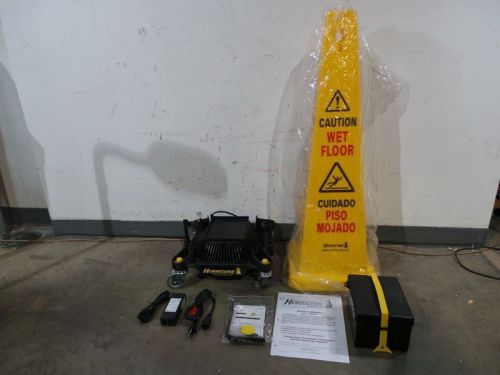 Hurricone HSC6000 300 CFM Floor Drying Dolly w/ Yellow Safety Cone