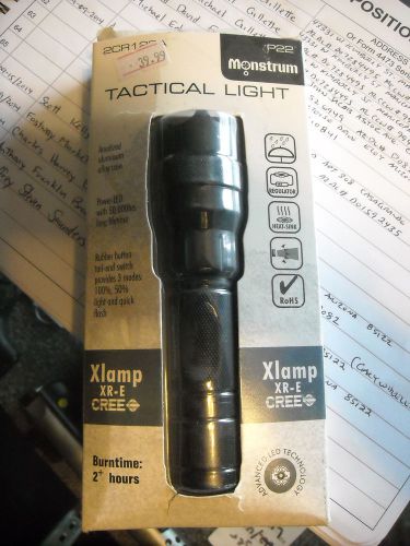 MONSTRUM TACTICAL LIGHT CREE 2-CR123A BATTERIES