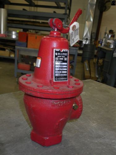 Itt bell &amp; gossett 3301 1-1/2&#034; npt 30psi pressure relief valve for sale