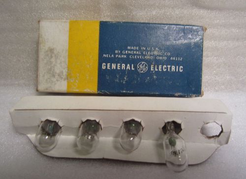 Box Of 4 GE General Electric 159 GE159 Miniature Wedge Base Light Bulb Lamps NOS