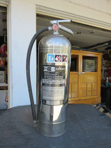 2.5 gallon (badger)  water pressure fire extinguisher w/schrader valve for sale