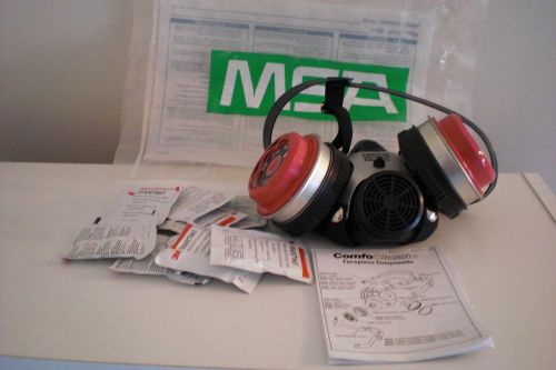 Comfo Classic Half Face Mask Size M, MSA, wipes, cartridges, adjustable strap