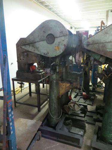 (1)  Chicago Model # 921 Mechanical Type Riveting Machine - Used - AM7621