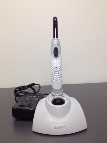 Kerr (Sybron) Demi Plus Cordless ReChargeable LED Dental Curing Light Demi+ Kit
