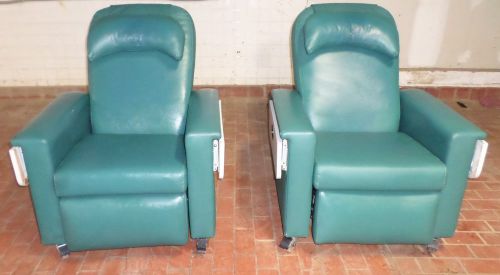 Lot of 2 MAR COR Purification GEM 5800R Patient Recliner Dialysis Therapy Chair