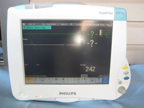 Philips IntelliVue MP50 (M8004A) Bedside Patient Monitor w/M3001A Module