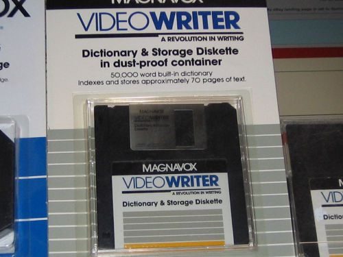 Magnavox VideoWriter Word Processor Dictionary &amp; Storage Diskette Video Writer