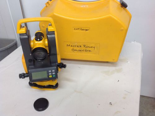 CST/Berger DGT10 Digital Transit/Theodolite With Case PARTS ONLY-FREE SHIP. lot2