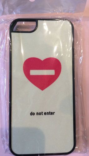 iphone 5/5s shiny &#034;do not enter&#034; phone case+iphone 5 or 5s charger and cable