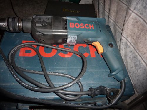 good used Bosch 1/2&#034; hammer drill model 0601194639 w/ Case,acessories