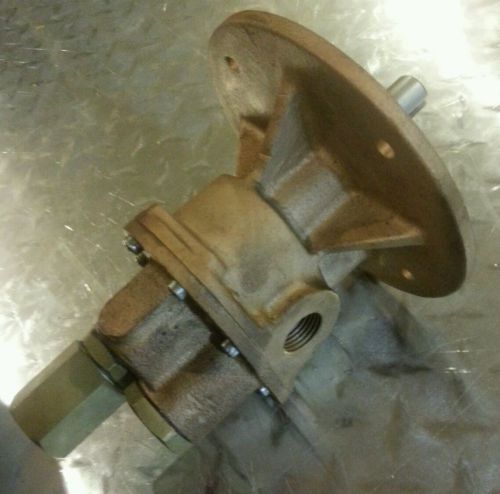 Oberdorfer brass gear Pump #5811 ,Relief Valve, 1/2-20npt in/outlet .5/8&#034; shaft