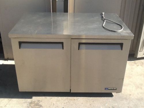Master bilt uc48-dr under counter refrigerator, used, works great!!! for sale