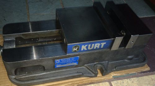 Kurt precision 6&#034; milling machine vise  d675 for sale