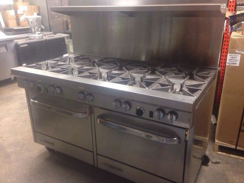 Southbend 10 Burner Range With Two Ovens (One Convection / One Standard) 60&#034;
