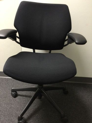 Humanscale freedom office chair open box model for sale