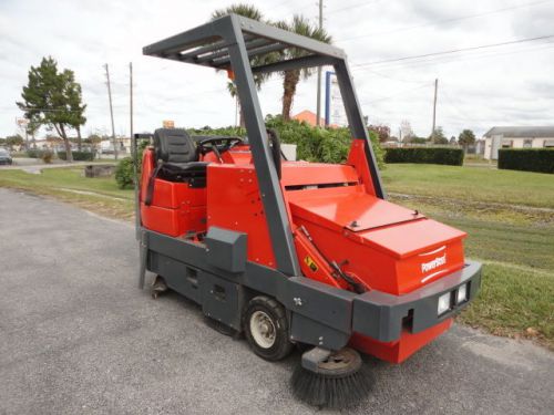 Power Boss Commander TSS / 82 Industrial / Commercial Sweeper