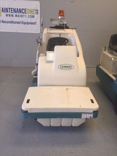 Tennant 7200 Rider Floor Sweeper Scrubber ReManufactured - W/ Sweeper Attachmnt!