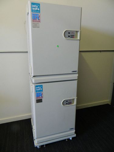 Sanyo MCO-17A Stacked Direct Heat Air-Jacketed CO2 Incubators