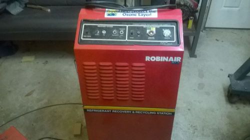 Robinair Refrigerant Recovery and Recycling System 17500