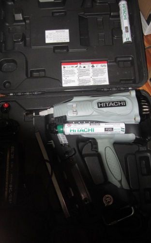 Hitachi NR90GR2 3.5-Inch Gas Powered Plastic Strip Collated Cordless Framing