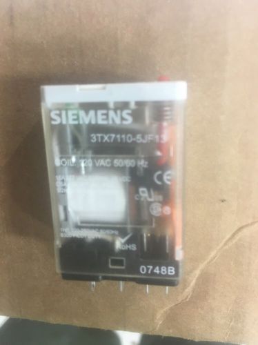 Siemens 3TX7112-1LF13 120VAC 50/60Hz 3TX71 Relay