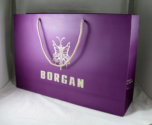 100 pcs high quality cardboard thick paper merchandise bags violet borgan logo for sale