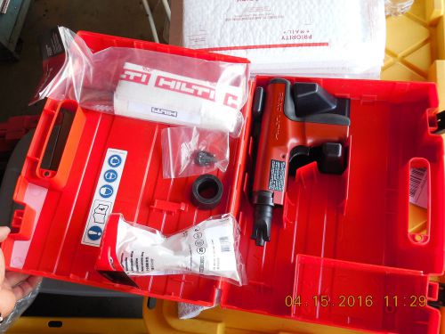 hilti DX-35 powder actuated nail gun semi-auto kit  MINT (570)