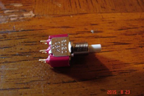 C&amp;k switch p/n 8121 switch push button on mom spdt round plunger 1a 120vac 28vdc for sale