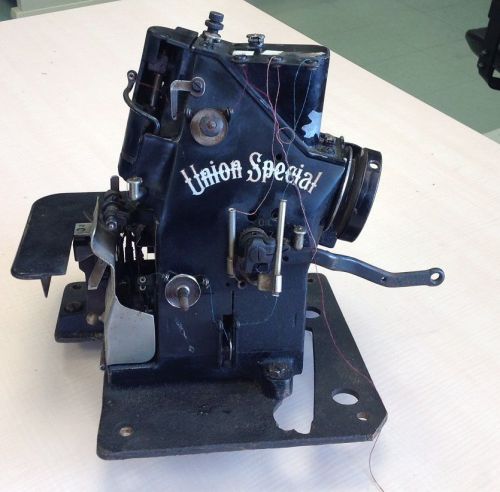 Union Special 39200 B OVERLOCK SEWING MACHINE VINTAGE