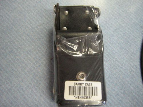 Leather carry case NTN8038 B for OEM Motorola portable radio