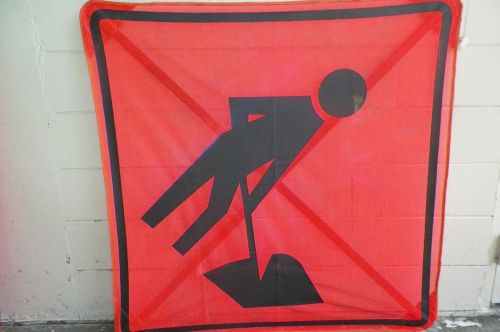SAFETY SIGN WITH RIB SET - MAN WITH SHOVEL SYMBOL