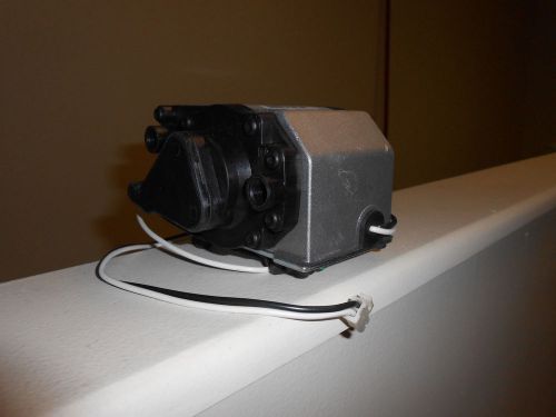 Thomas linear air compressor/vac pump 6025se (model 950158) 115v, 60hz, .45a for sale
