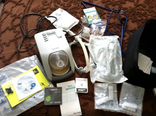 Fisher &amp; Paykel SleepStyle 200 Respiratory Humidifier Machine + Addl parts.