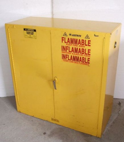 Justrite flammable liquid storage cabinet used for sale