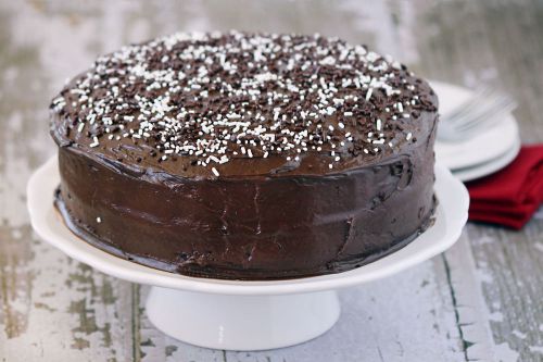 Hershey’s Deep Dark Chocolate Cake Recipe 22
