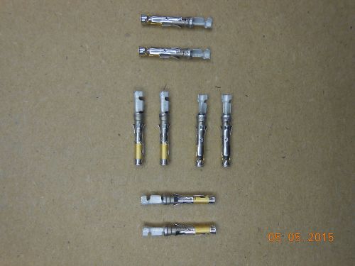 Lot of 100 TE Connectivity/AMP 66105-4 Series III 24-20 AWG Gold Crimp Sockets