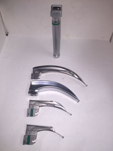 Fiber Optic Laryngoscope Blades Mac 1, 2, 3, 4 with AA-cell handle. Great Set!!