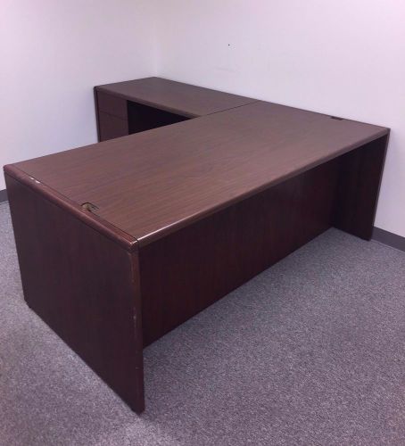 Office Furniture Wood Desk and Credenza 72&#034; x 36&#034; x 29&#034; and 46&#034; x 24&#034; x 29&#034;