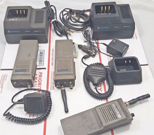 Motorola Radio HT-90 &amp; Charger Parts Junk lot NTN4881B, NTN4881B &amp; NLN7646A