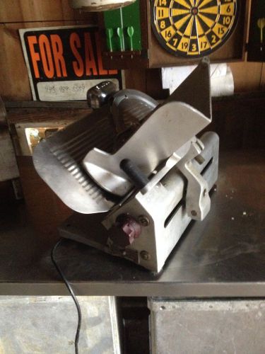 Globe 400 Restaurant Size Meat Slicer commercial cheese processing Used