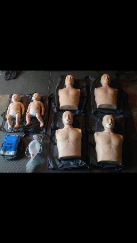 Set Of CPR Manakins And Projector Ready To Teach!